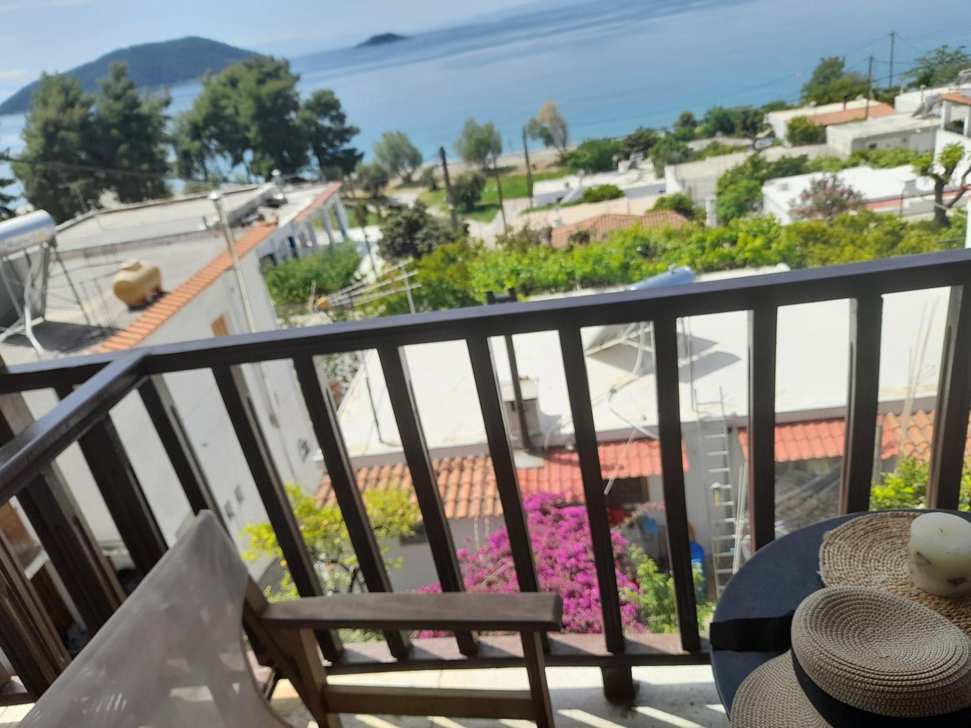 Lilian Beachfront Apartments Neo Klima Exterior photo