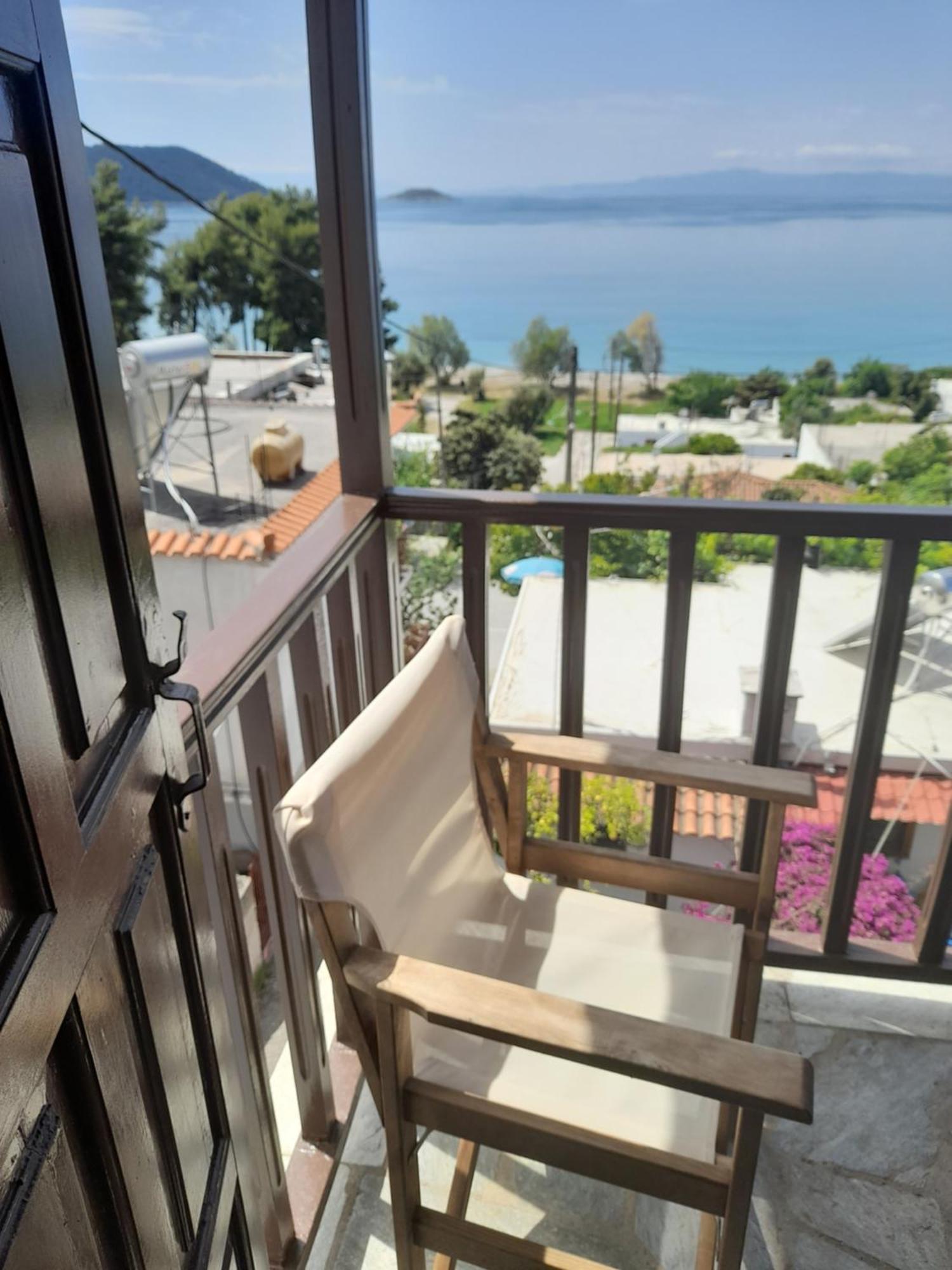 Lilian Beachfront Apartments Neo Klima Exterior photo